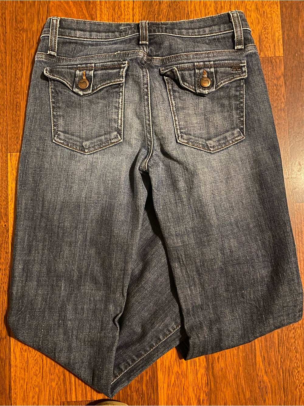 Joe's Jeans Women's Boot Cut Dark Wash Denim with Flap Back Pockets